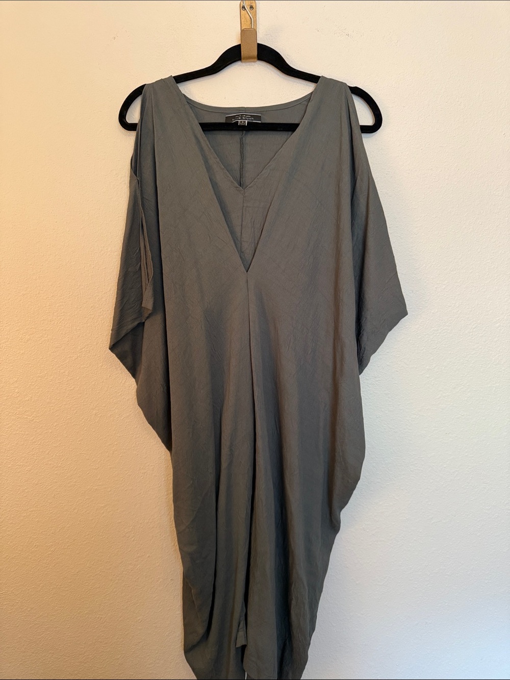 Blue Blush Soft Grayish Green V-Neck Tunic